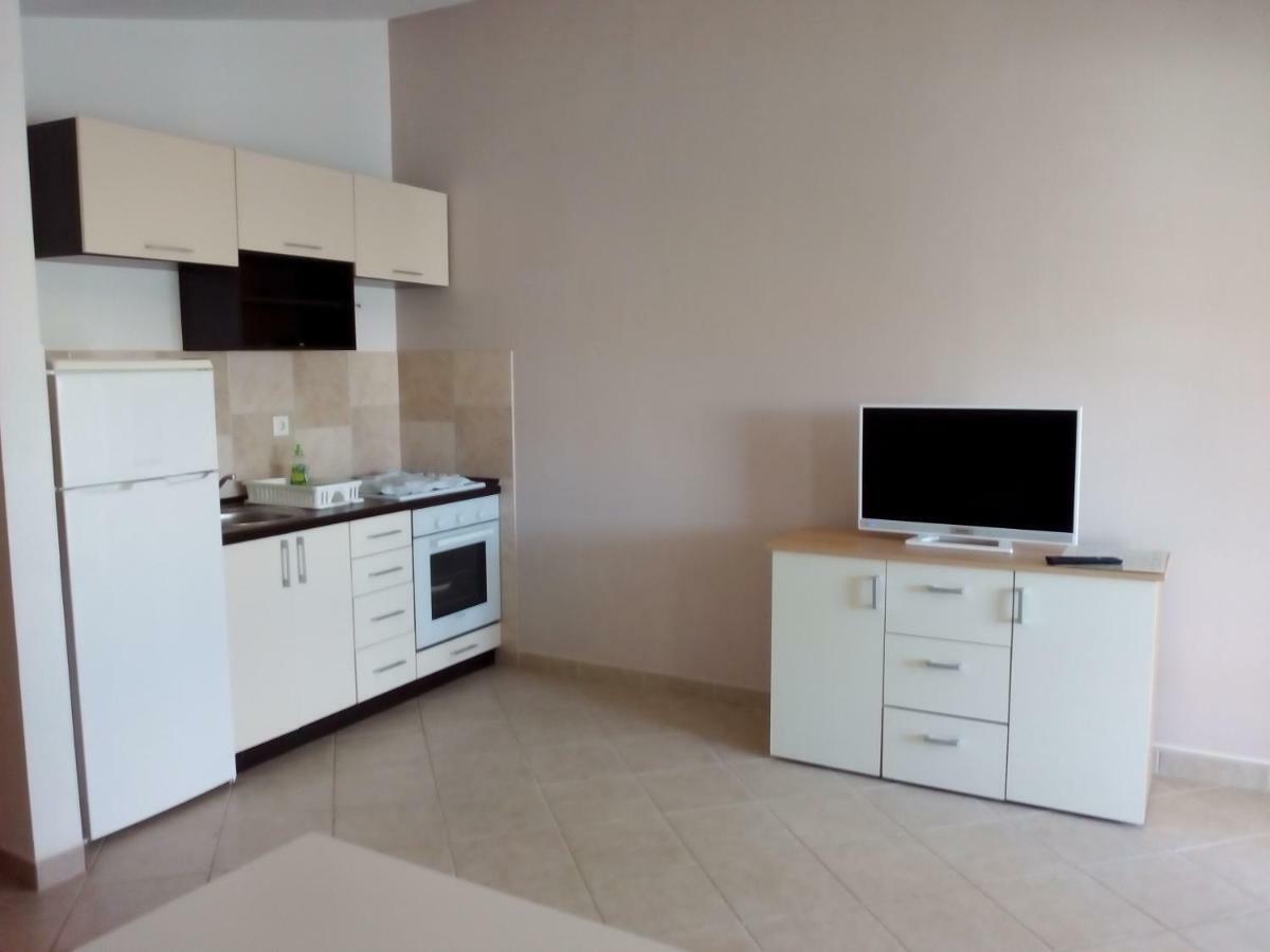 Apartments Jurjevic Novaglia Esterno foto